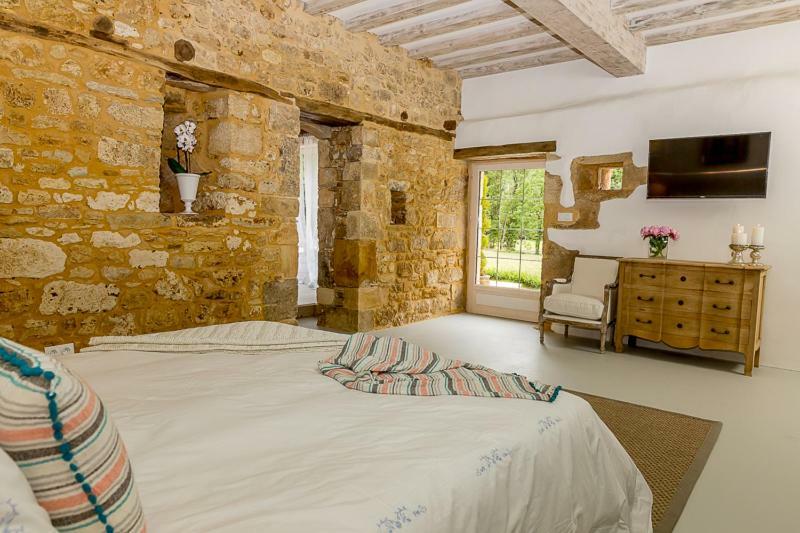 Bed and Breakfast Par La Riviere Ла-Рок-Гажак Экстерьер фото